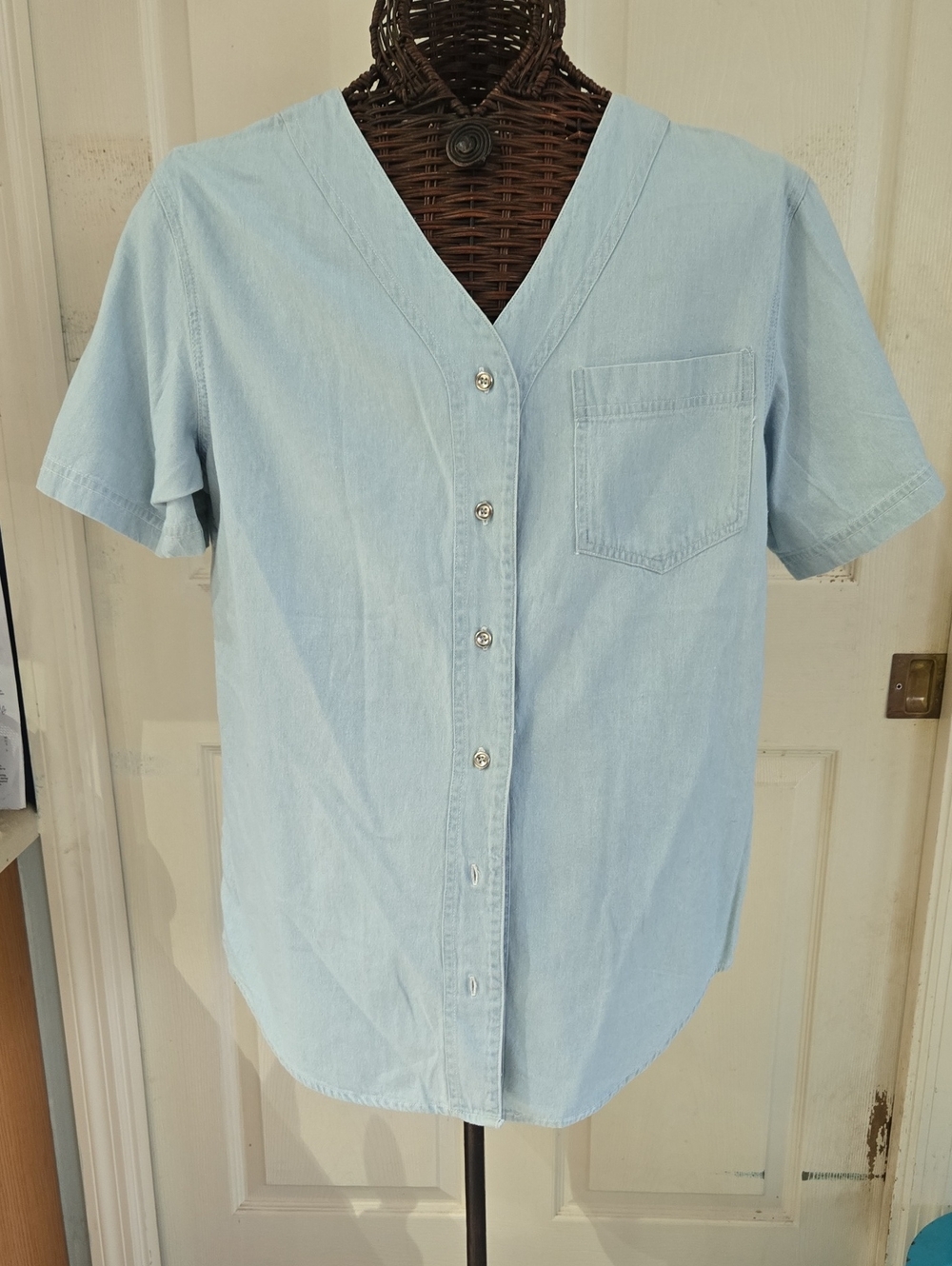 Kikomo Light Blue Denim  Short-Sleeve Button-Up Shirt-Size M